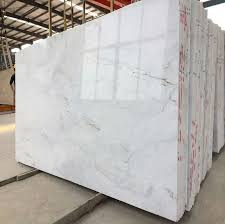 سنگ ساختمانی -مرمر(کرم روشن رگه دار)Building stone - marble (light cream with veins)
