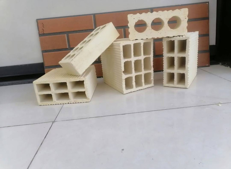 آجرسوراخ دار_ سفالی تیغه کشی25*20*15Perforated brick_clay blade drawing 25*20*15
