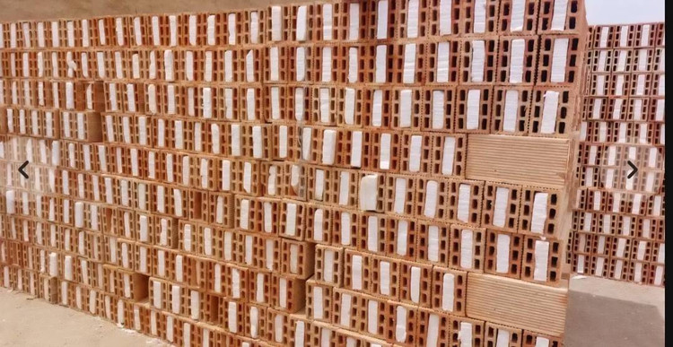 آجرسوراخ دار_ سفالی تیغه کشی(3*3)بافومPerforated clay brick with foam (3*3)